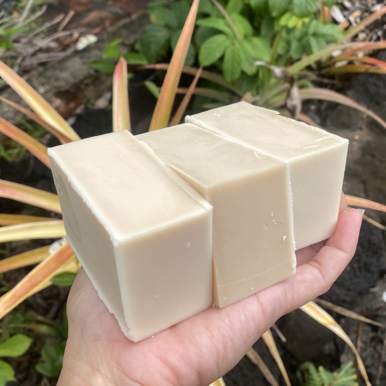 Bentonite Clay Soap Recipe – How To Make This Silky, Deep Cleansing Bar